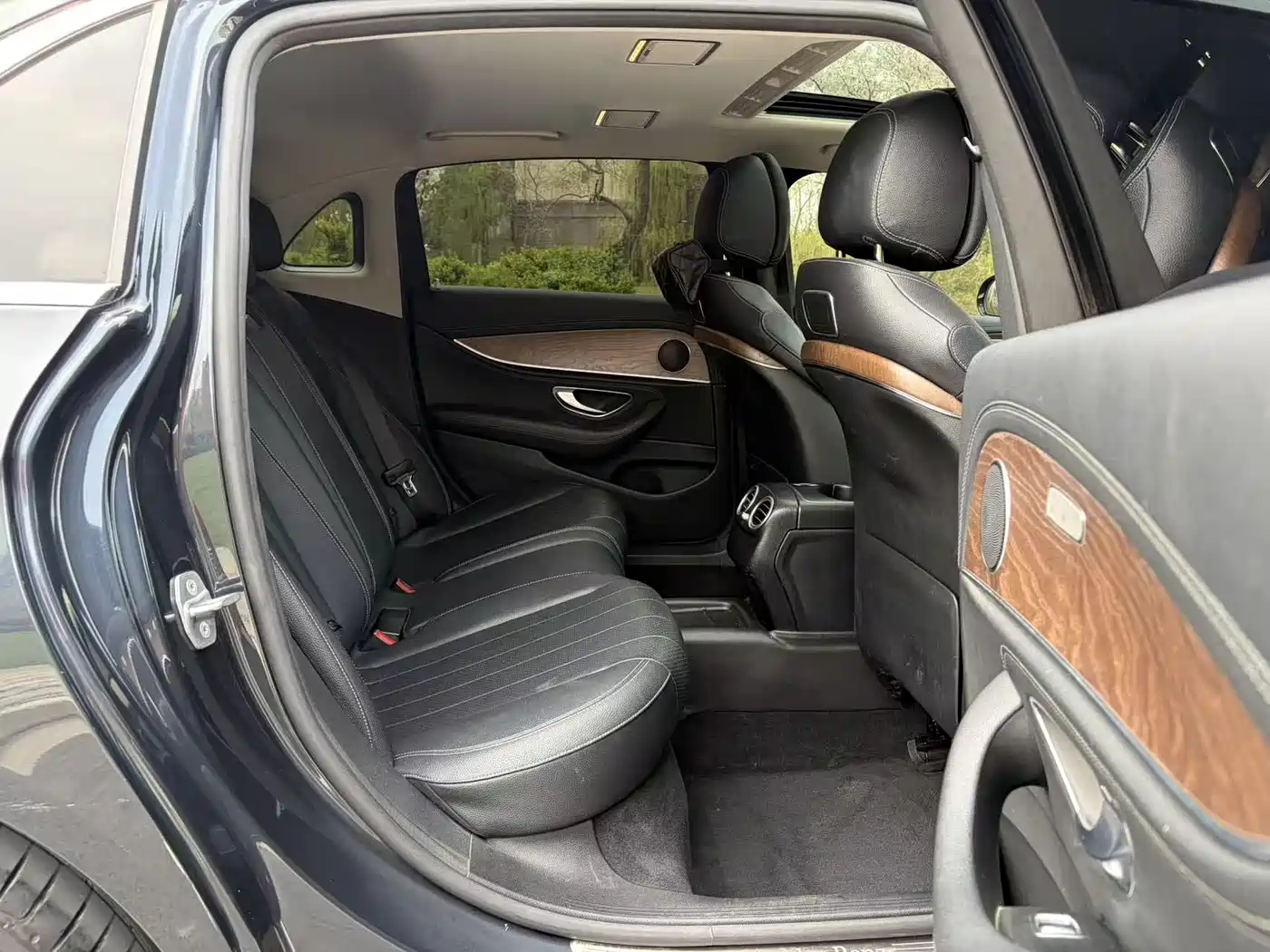 Mercedes-Benz E-Class 2019 E 200 L фото 9