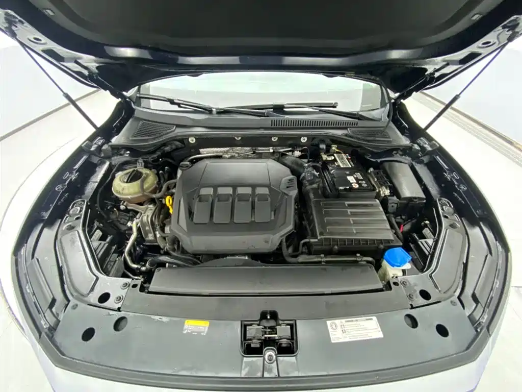 Volkswagen Passat 2022 330TSI Elite Edition фото 12
