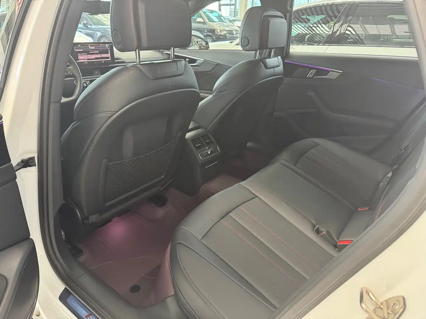 Audi A4L 2025 2025 2 Million Celebration Edition 40 TFSI Luxury Dynamic