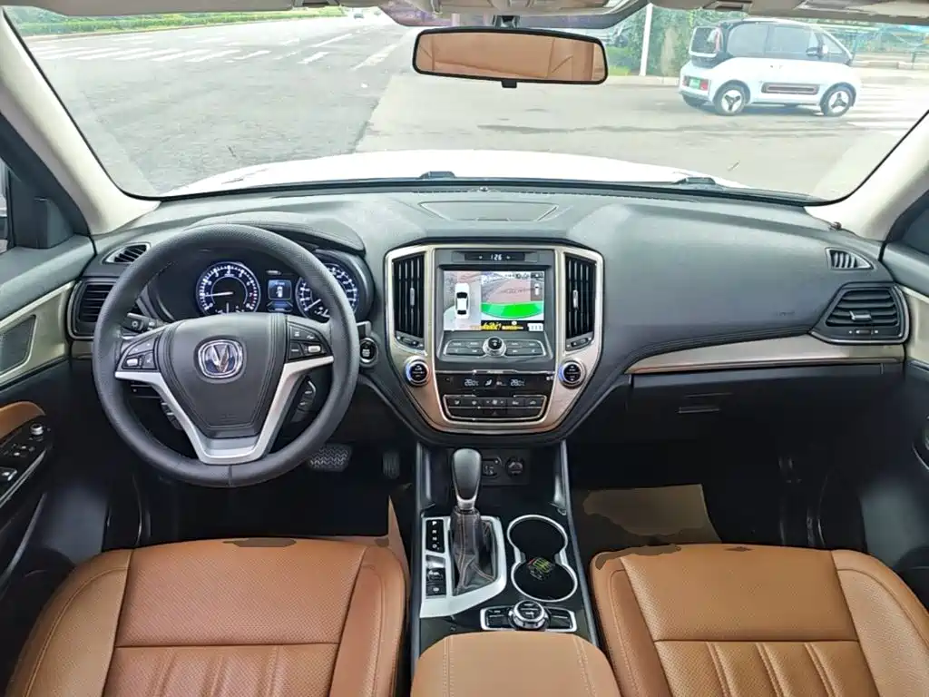Changan CS95 2017 2017 2.0T FWD Zhiyuan Edition