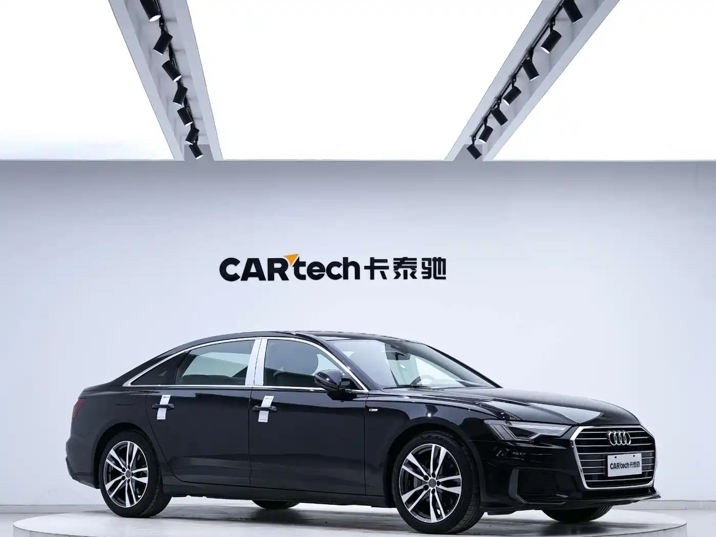 Audi A6L 2021 40 TFSI Luxury Sport фото 5