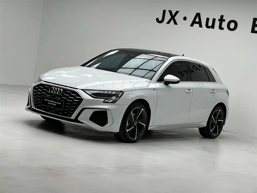Audi A3 2023 Sportback 35 TFSI Fashion Sport