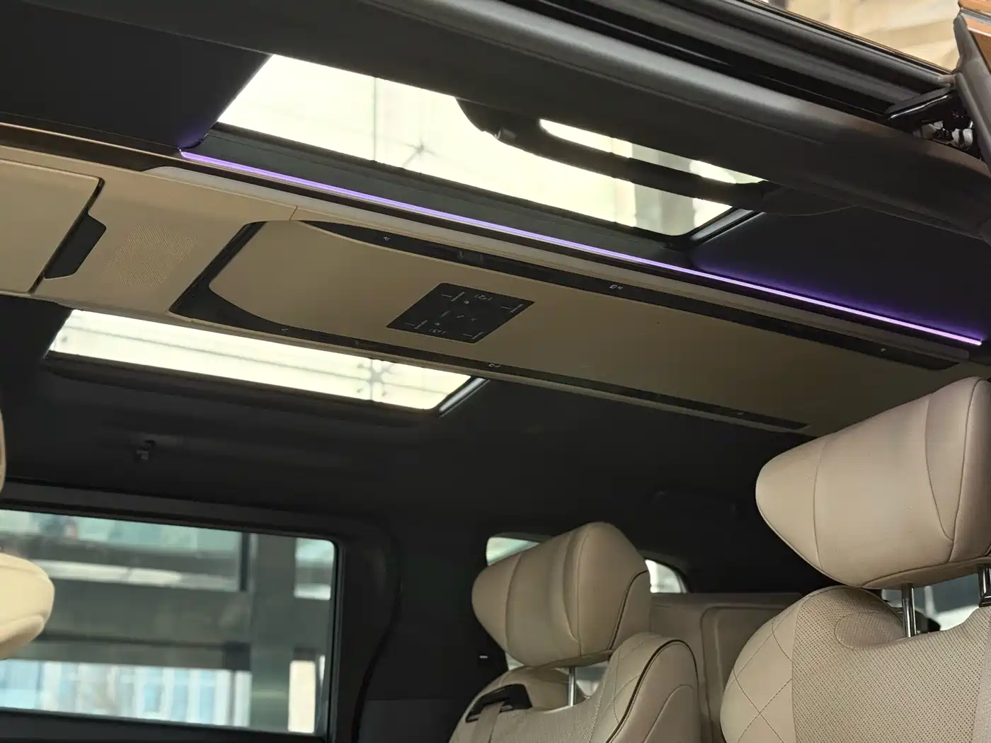 Toyota Vellfire 2024 Crown Hybrid 2.5L Executive Premium Edition фото 14
