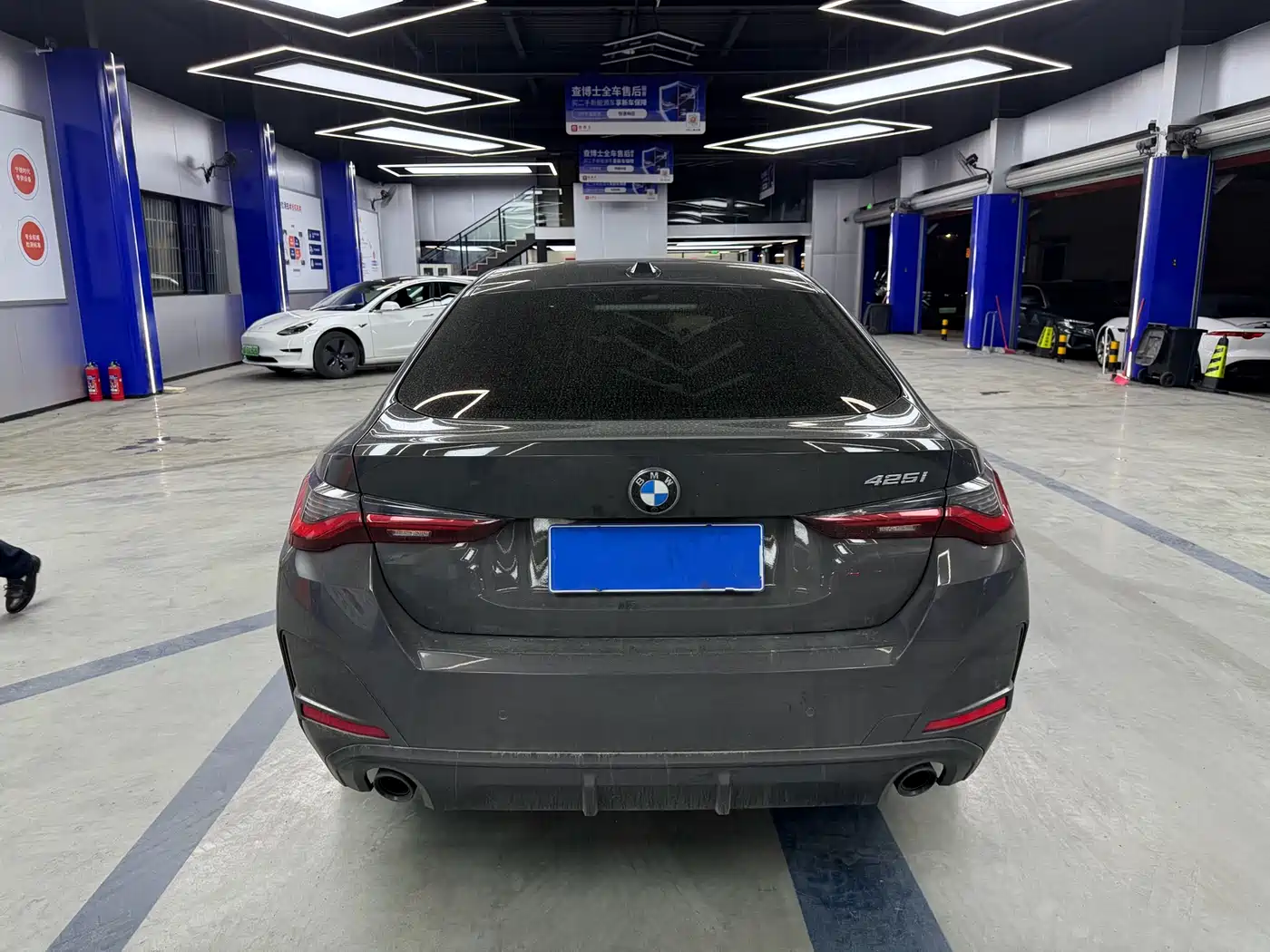 BMW 4 Series 2024 430i Gran Coupe M Sport Shadowline Package фото 11