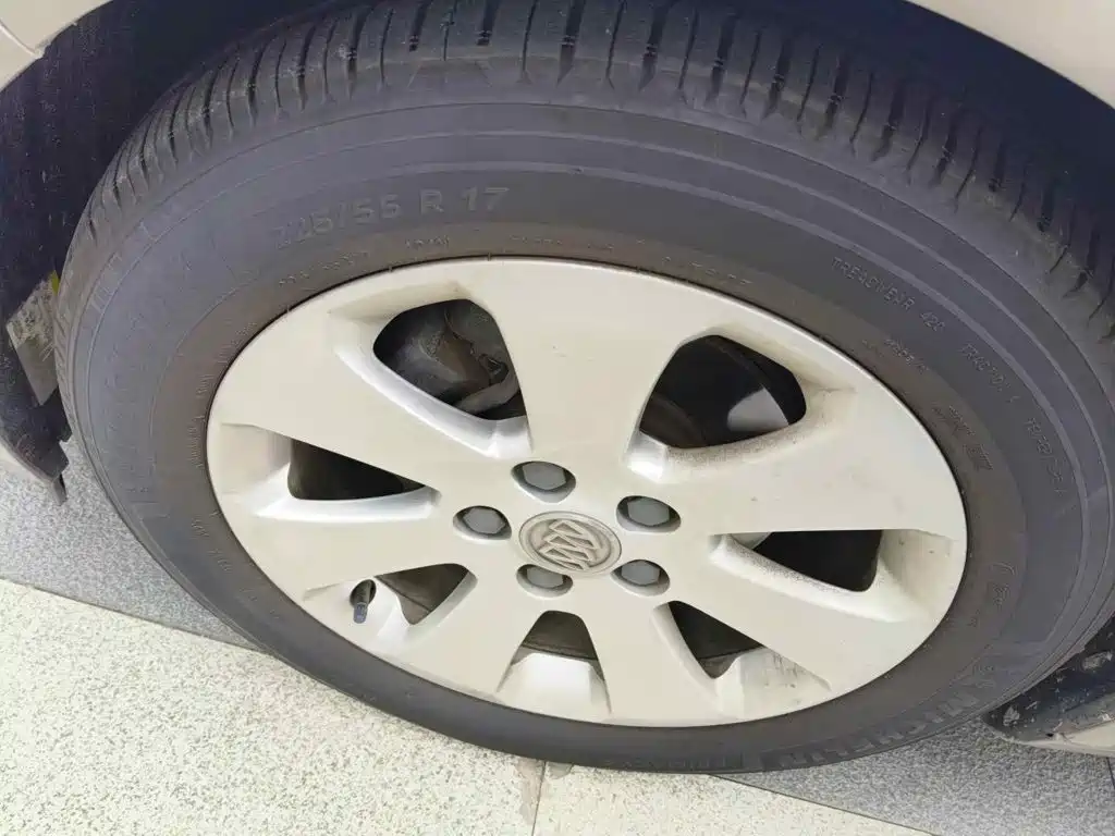 Buick Regal 2010 2010 2.0L Expo Edition