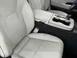 Фото 12 - Lexus LM