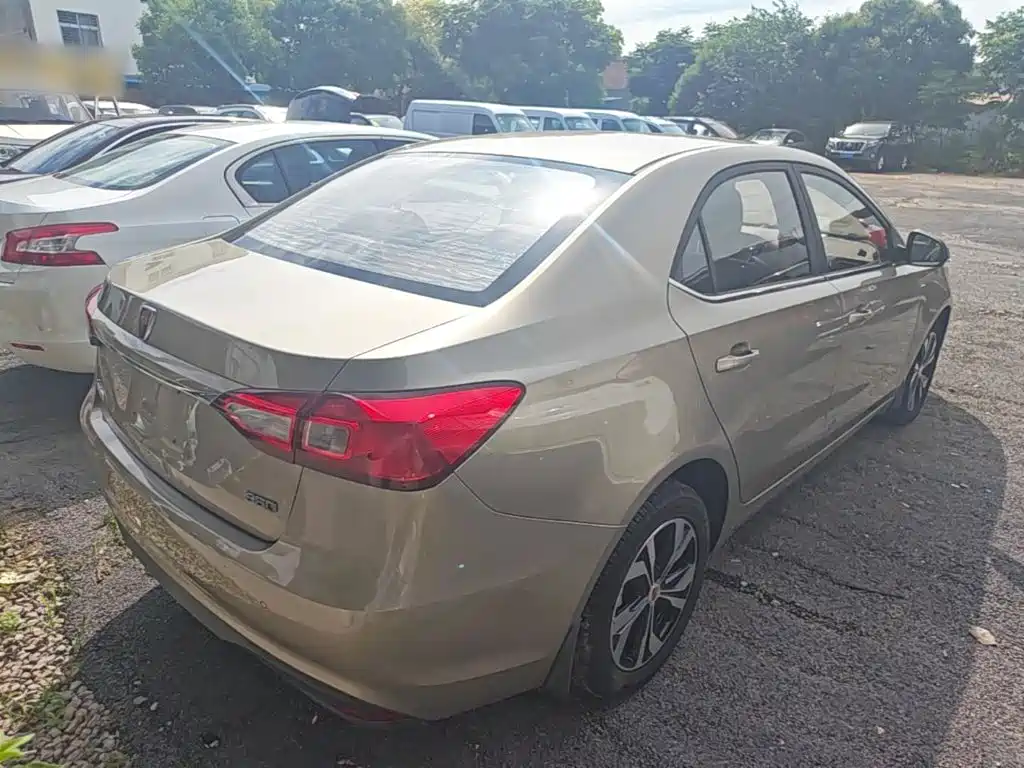 Roewe 360 2017 2017 1.5L Auto Luxury Edition