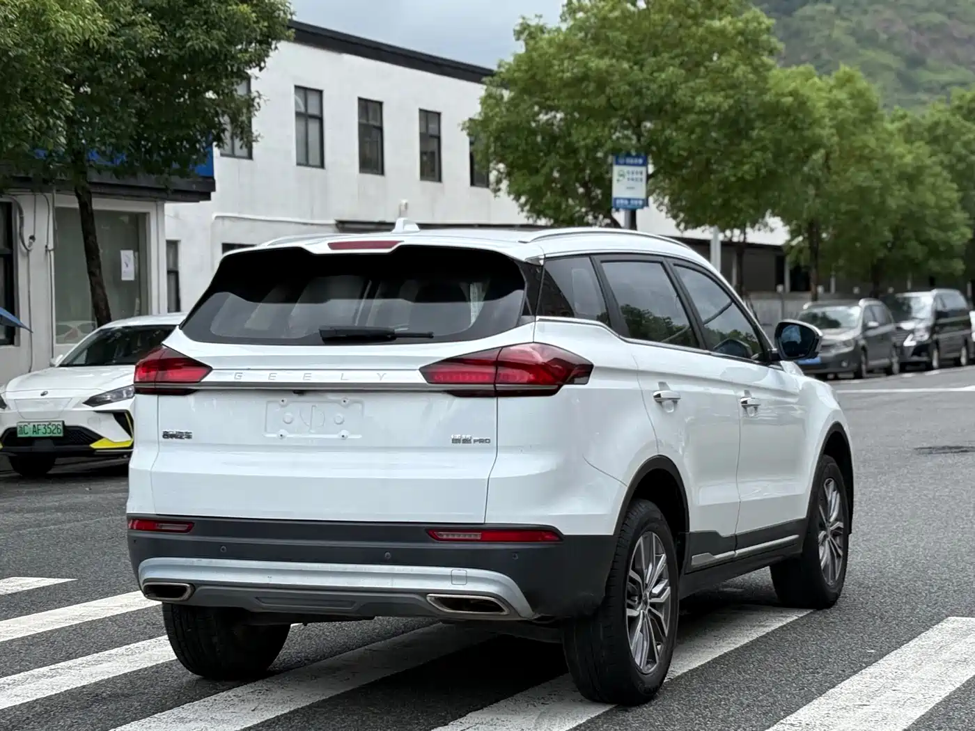 GEELY AUTOMOBILE BOYUE