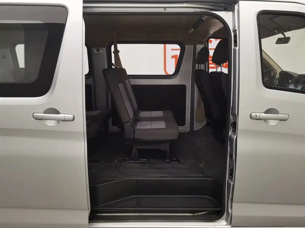 CHANGAN CHANGAN RUIXING M60