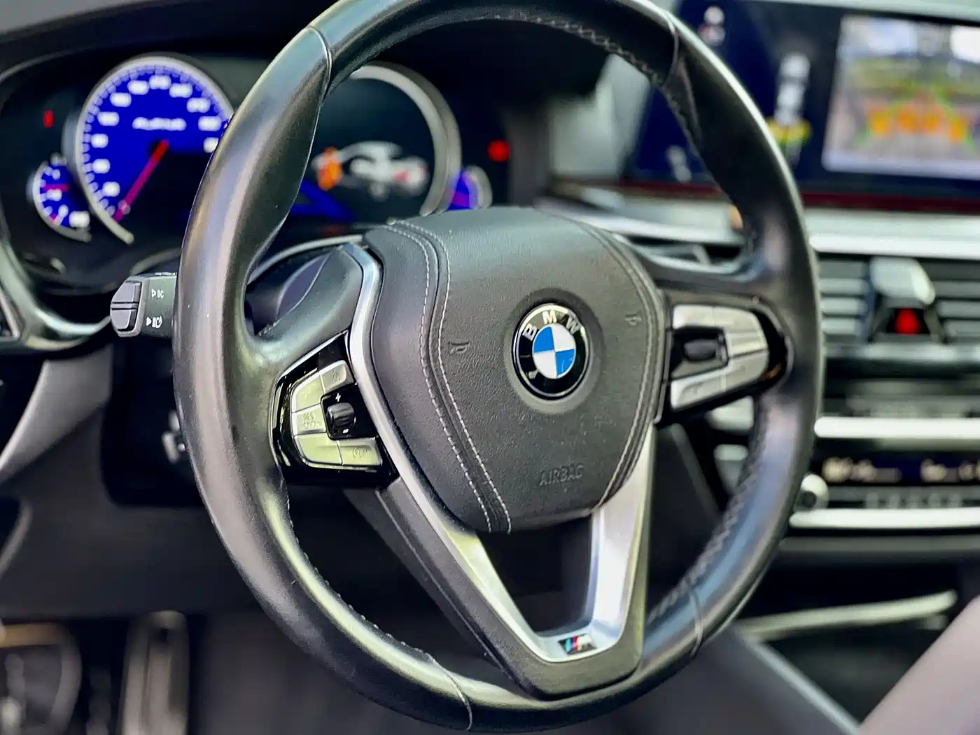 BMW 5 Series 2018 525Li M Sport Package фото 13