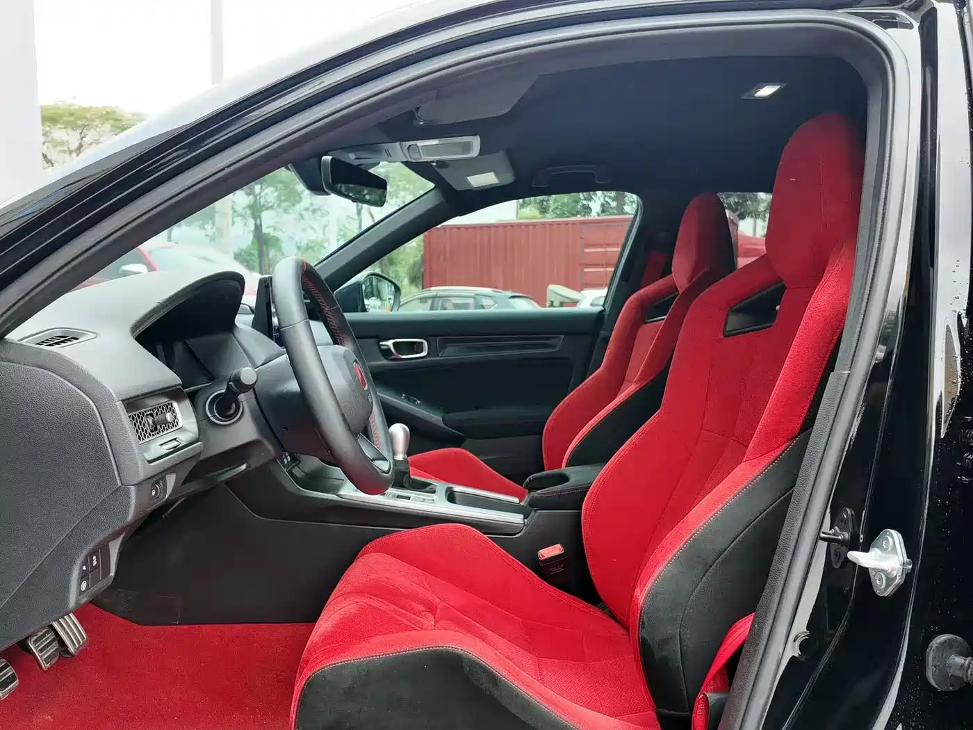 Honda Civic (Import) 2023 2.0T 420TURBO TYPE R фото 5