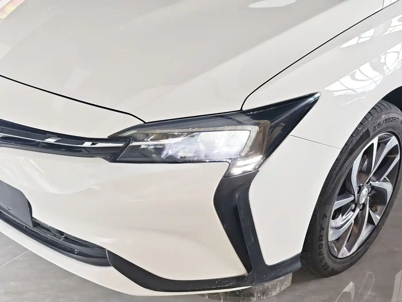 Buick Velite 6 2024 Model 430km Premium Edition фото 15