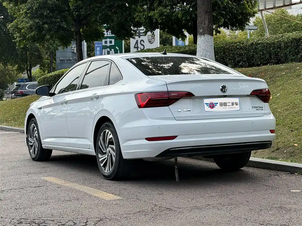 Volkswagen Sagitar 2022 280TSI DSG Surpassing Edition фото 4
