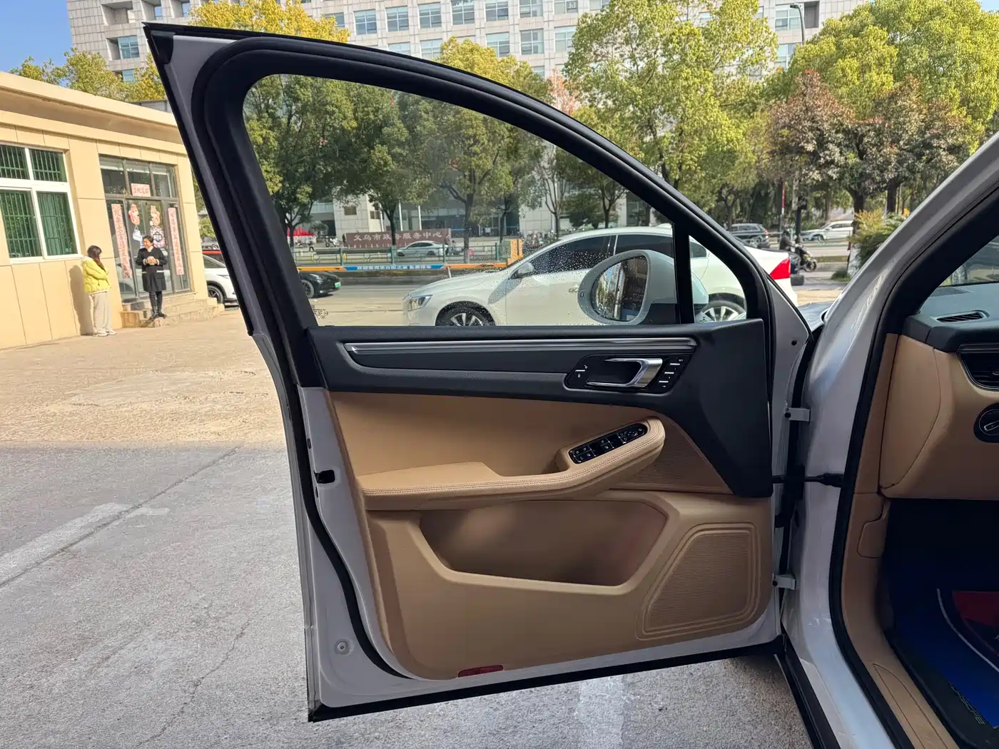 Porsche Macan 2017 Macan 2.0T фото 7
