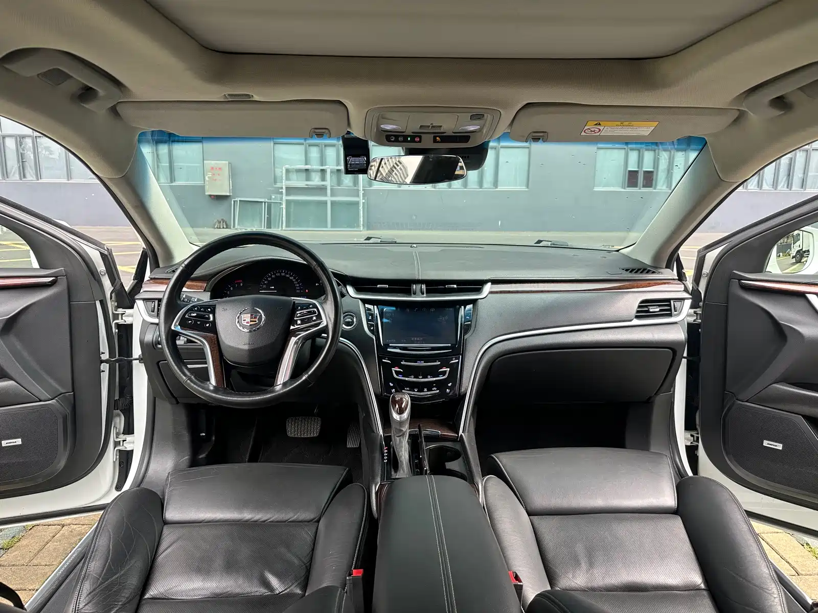 Photo 5 - Cadillac XTS