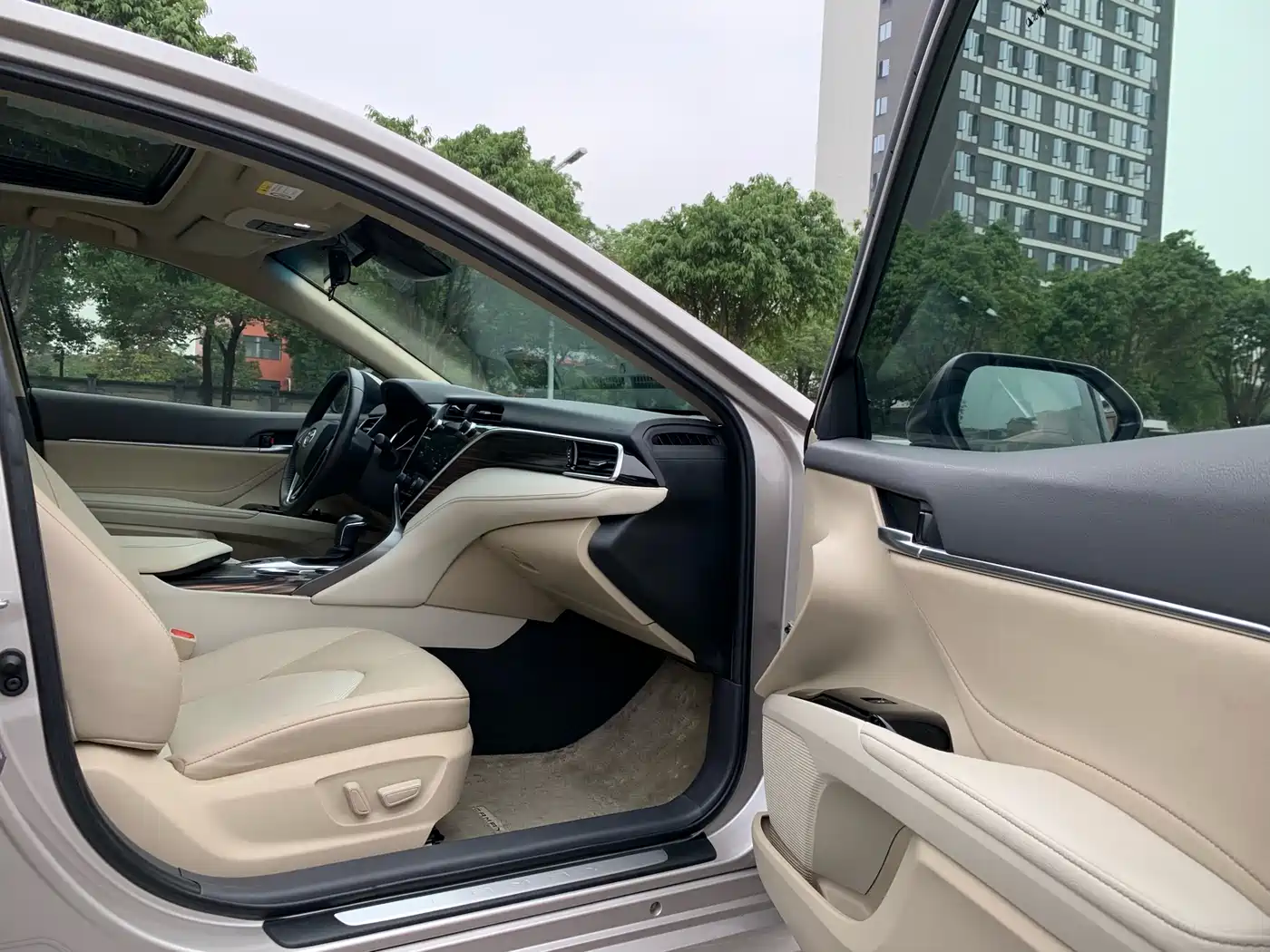 Toyota Camry 2019 Facelift 2.0G Luxury Edition фото 16