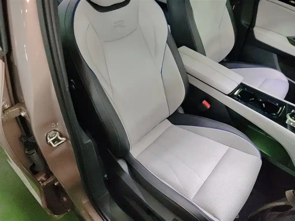 Volkswagen Tiguan L 2024 PRO 330TSI 2WD R-Line Smart Edition фото 25
