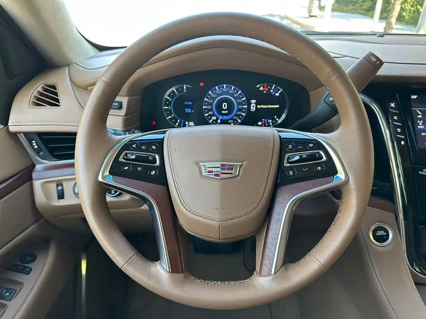 Cadillac Escalade 2017 2017 6.2L ESV Platinum Extended