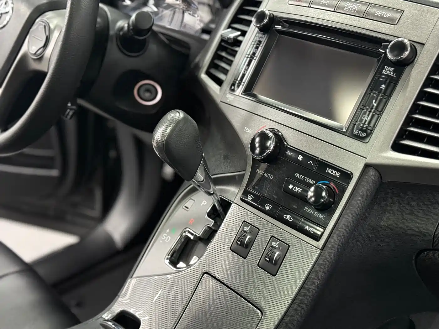 Toyota Venza (Import) 2014 2013 2.7L 4WD Luxury Edition