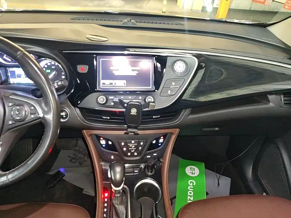 Фото 13 - Buick Envision Plus