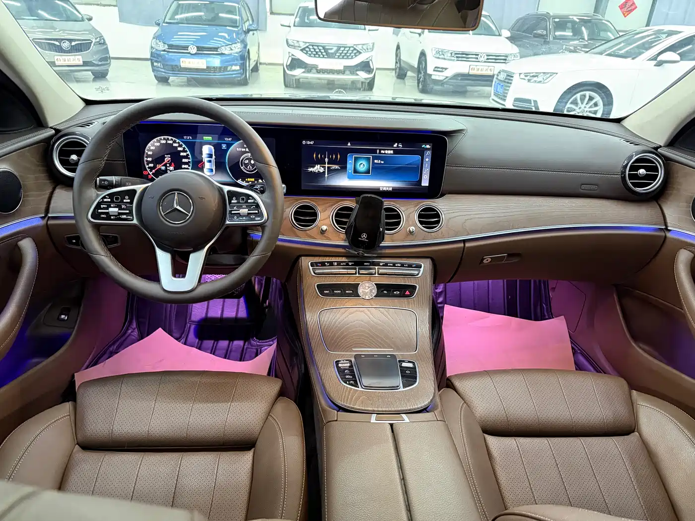 MERCEDES-BENZ E CLASS
