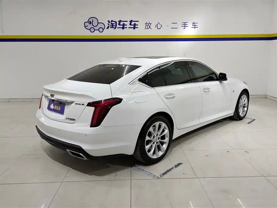 Cadillac CT5 2022 28T Luxury (Standard) фото 3
