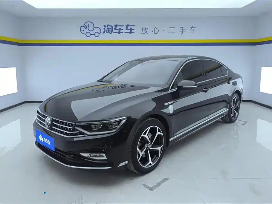 Volkswagen Magotan 2023 Model 2 Million Commemorative Edition 330TSI DSG Luxury