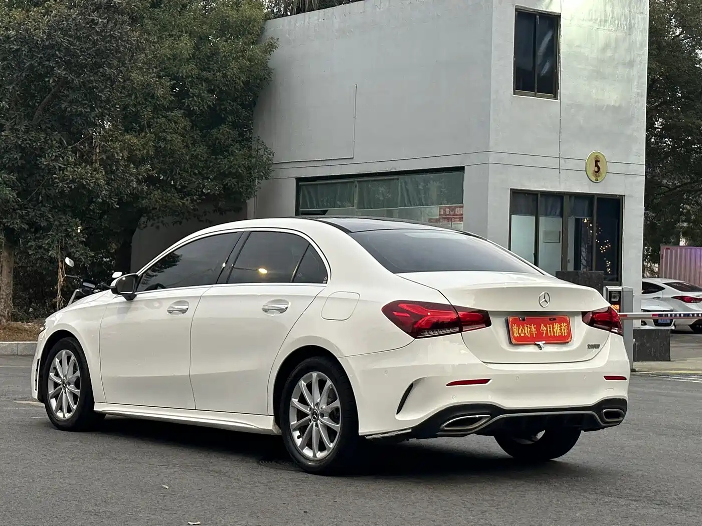 MERCEDES-BENZ A CLASS