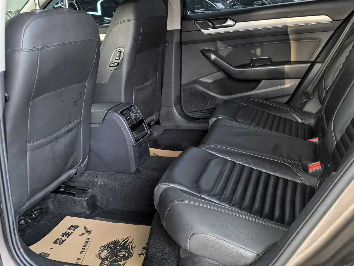 Volkswagen Magotan 2018 330TSI DSG Leading фото 10