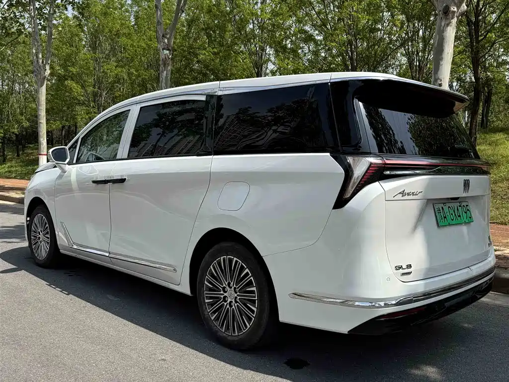 BUICK GL8 NEW ENERGY