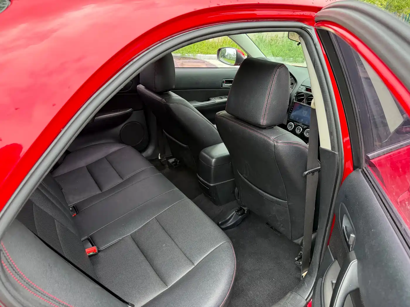 Фото 10 - Mazda 6