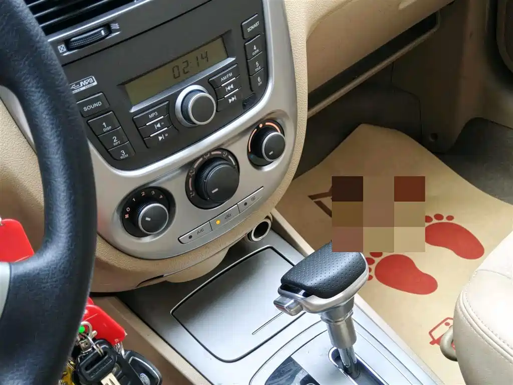 Buick Excelle 2013 1.5L Automatic Classic фото 8