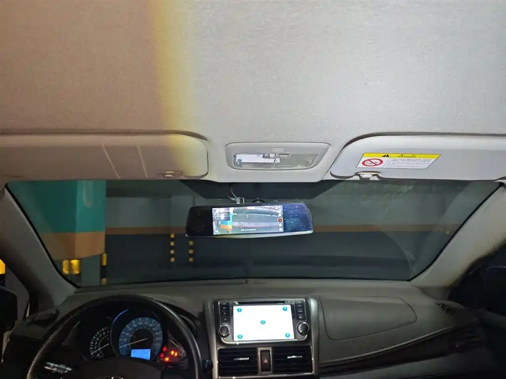 Toyota YARiS L Zhi Xuan 2015 1.5E Auto Charming Edition фото 15