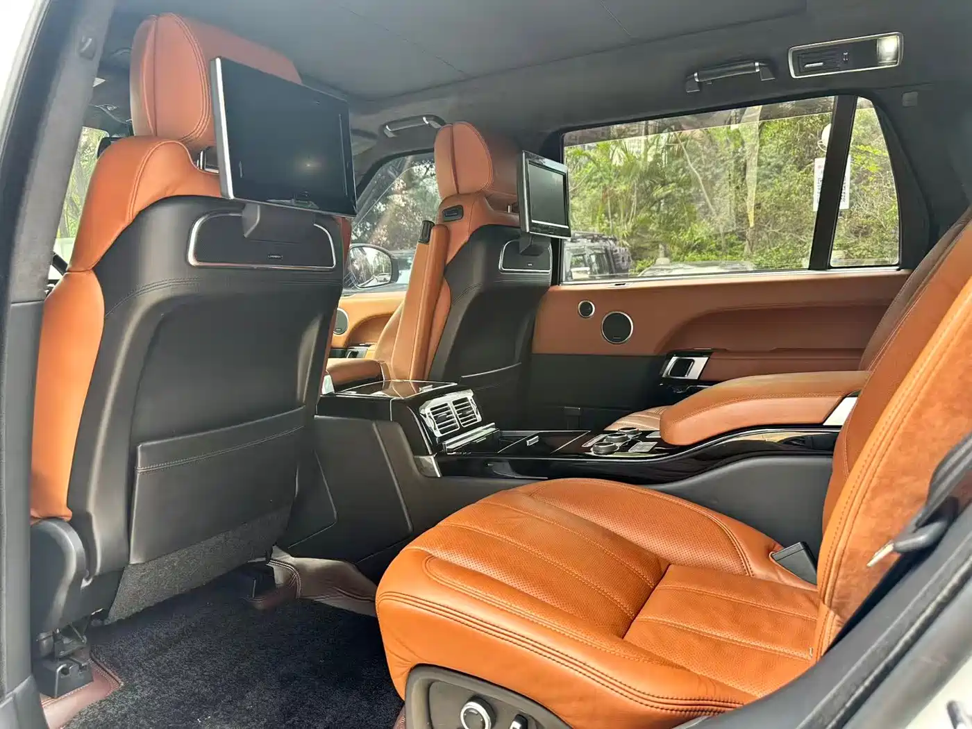 Land Rover Range Rover 2016 5.0 SC V8 AB Ultimate Autobiography LWB фото 8