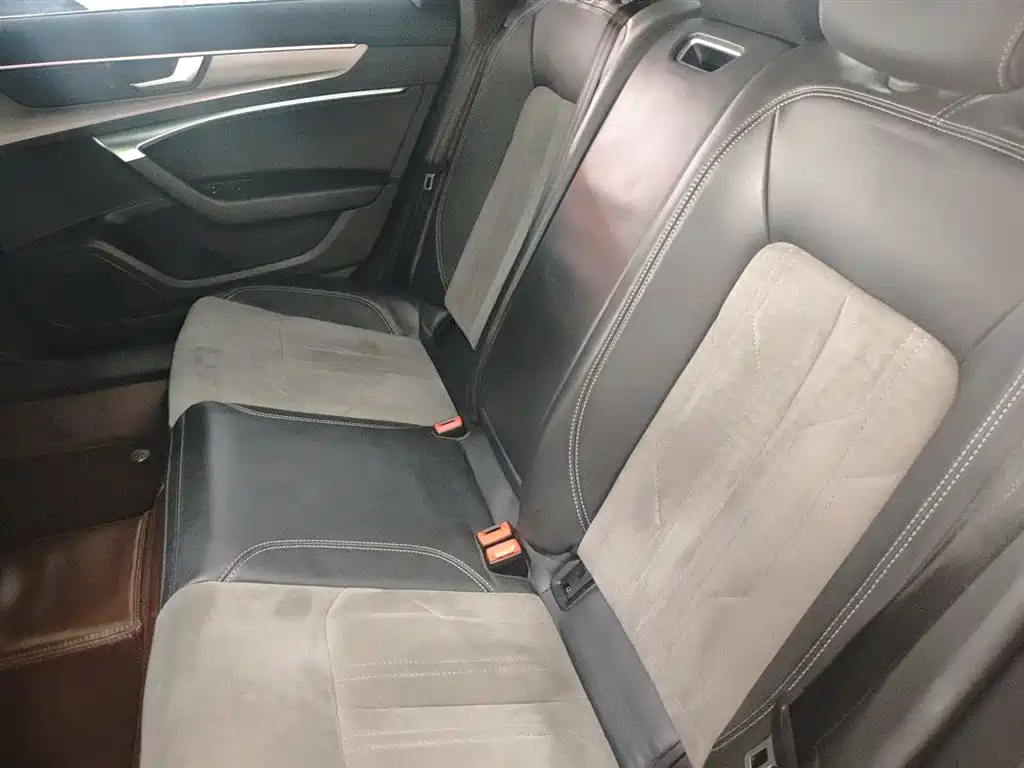 Audi A6L 2022 45 TFSI Premium Dynamic фото 13