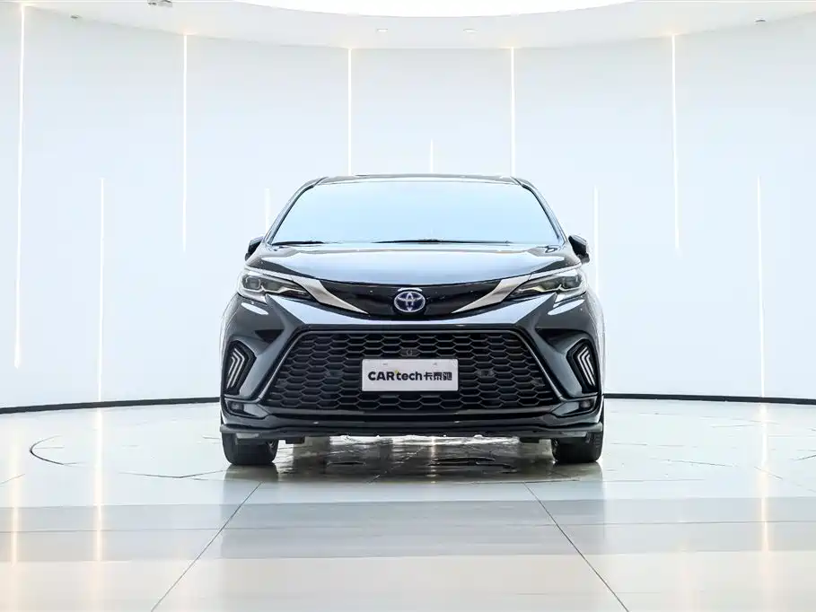 TOYOTA GREVIA