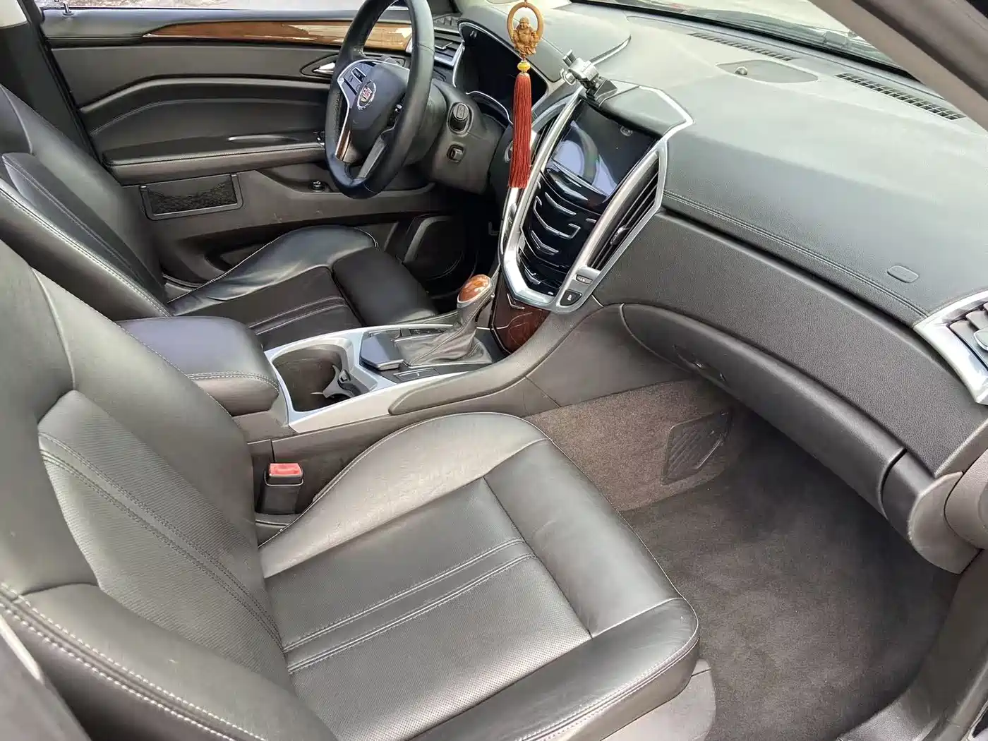 Фото 13 - Cadillac SRX
