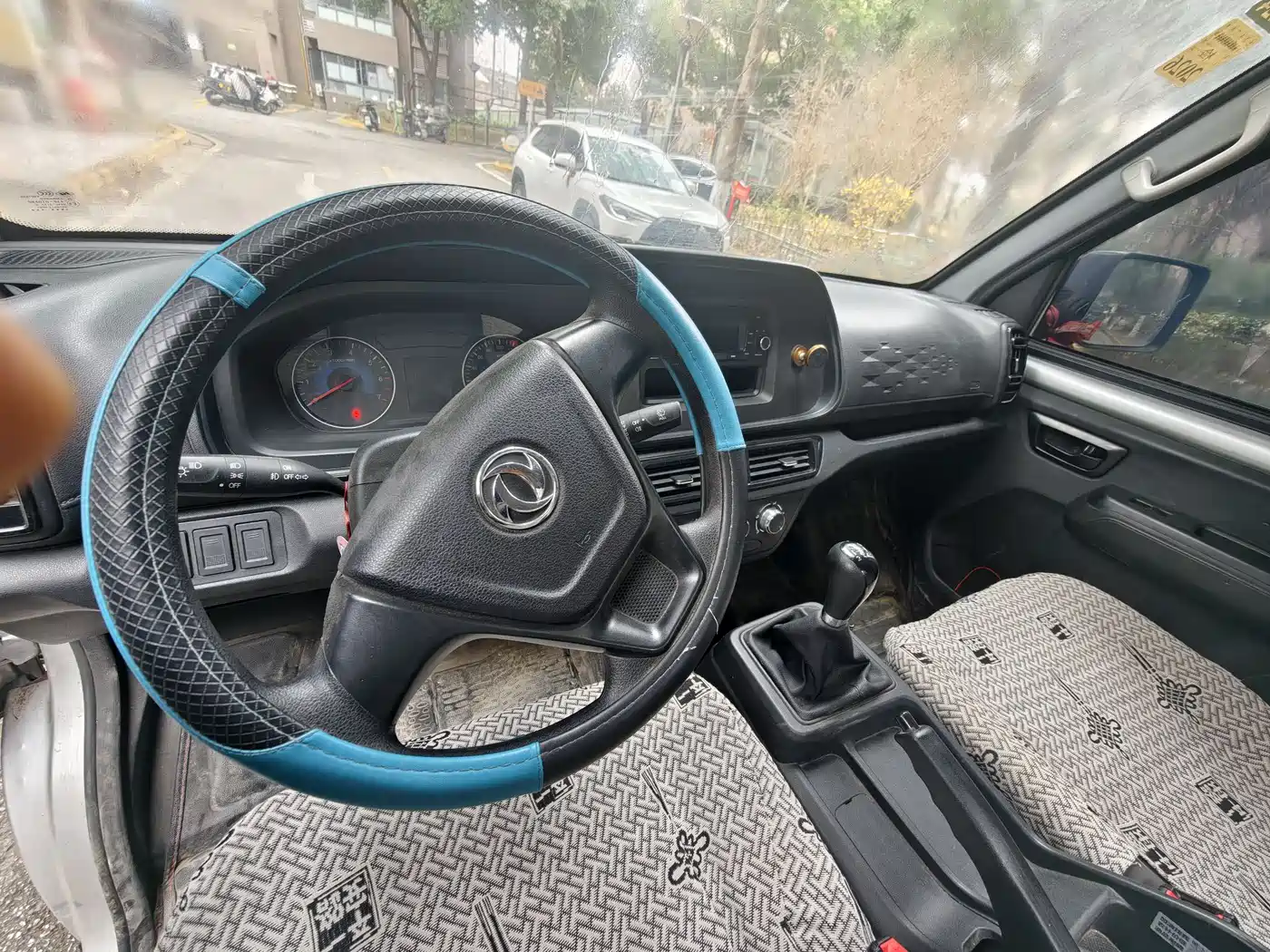 DONGFENG D71