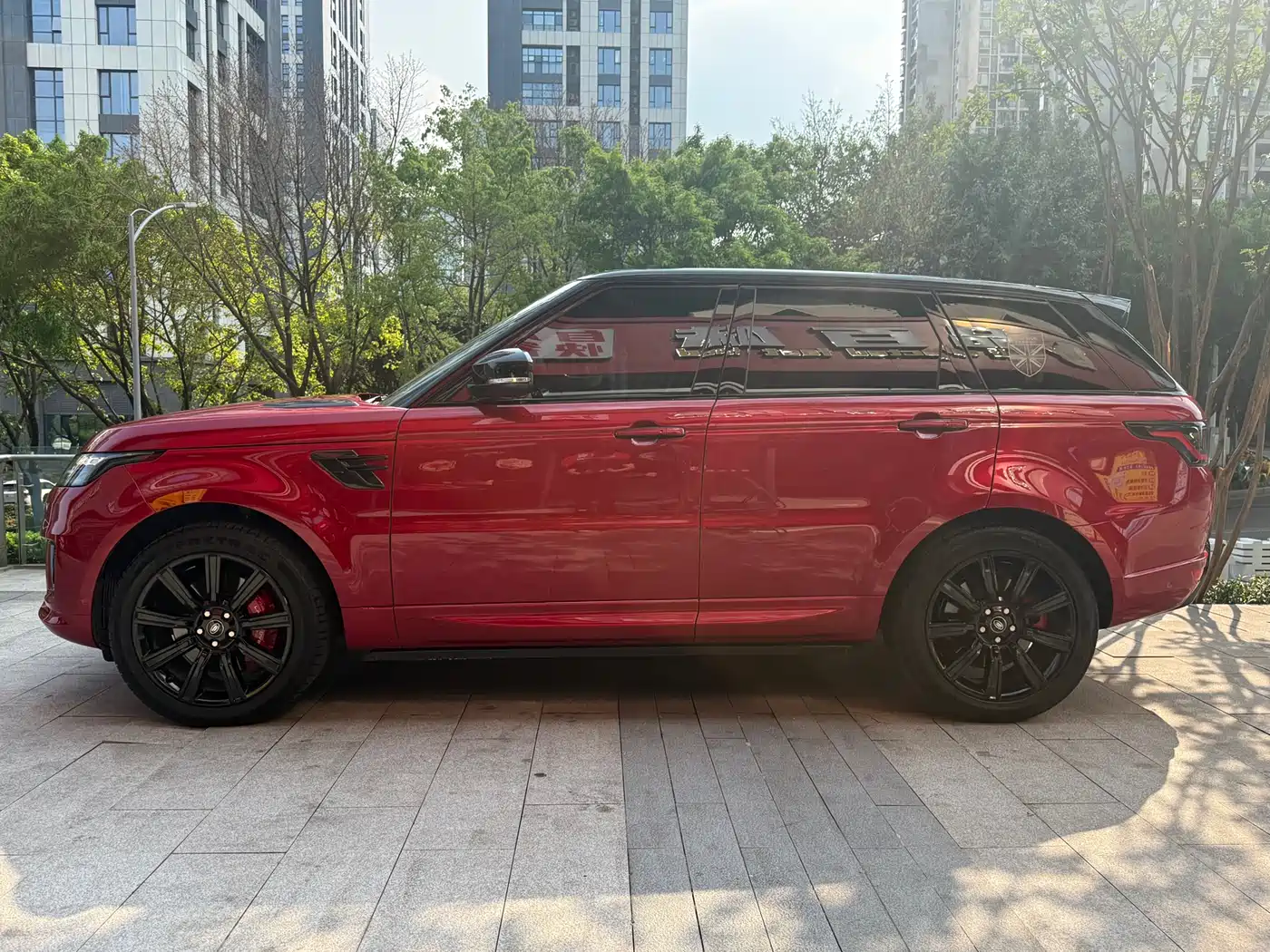Land Rover Range Rover Sport 2022 3.0 L6 HST фото 3