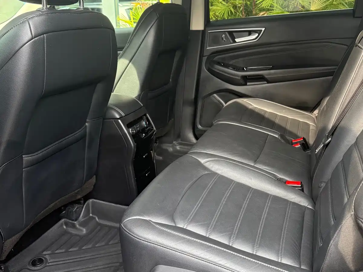Ford Edge 2015 2015 2.0T GTDi 2WD Luxury