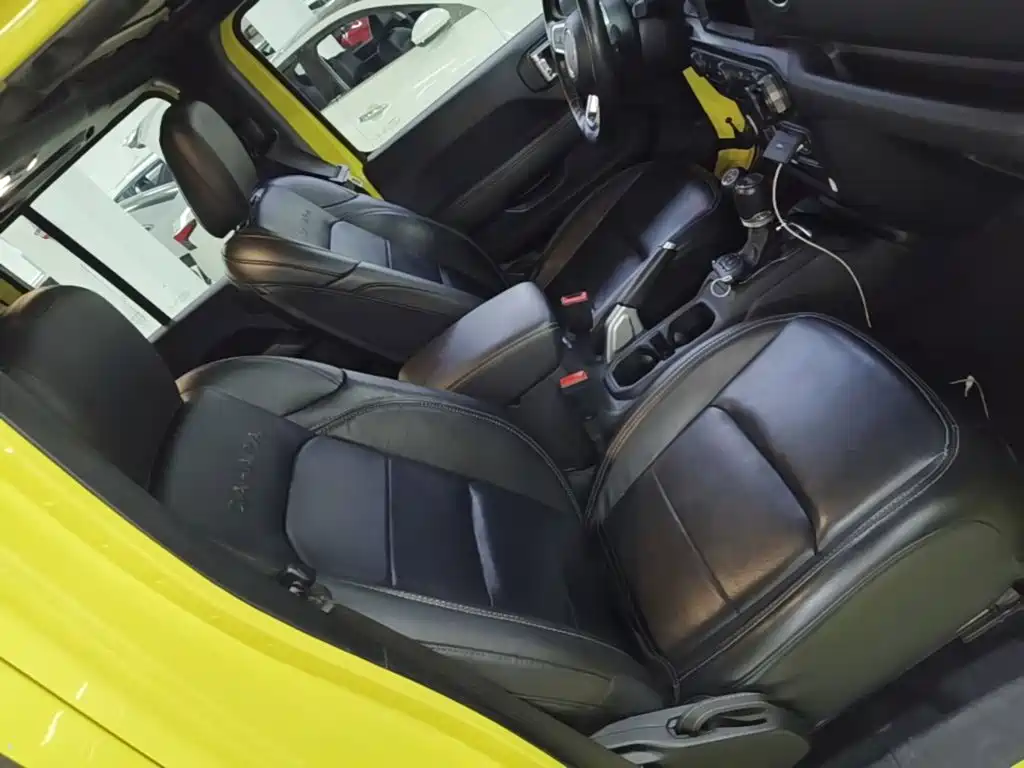 Jeep Wrangler 4xe 2024 2022 4-Door 2.0T 4xe Sahara Fluorescent Yellow Limited Edition