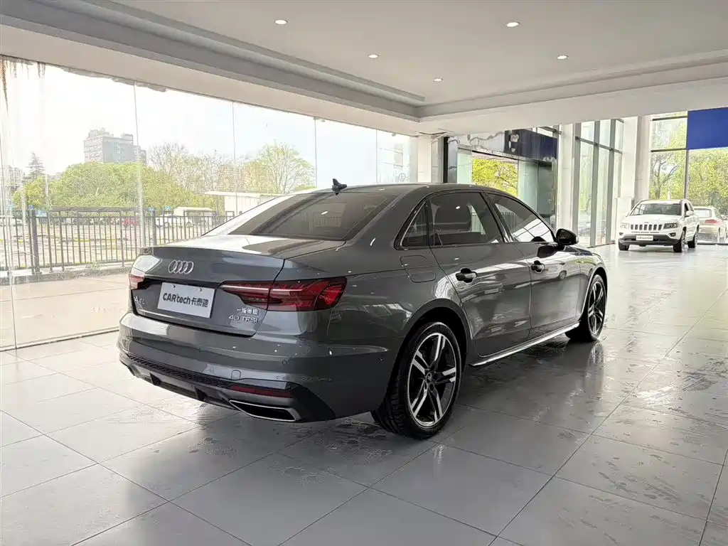 Audi A4L 2022 40 TFSI Luxury Dynamic фото 4