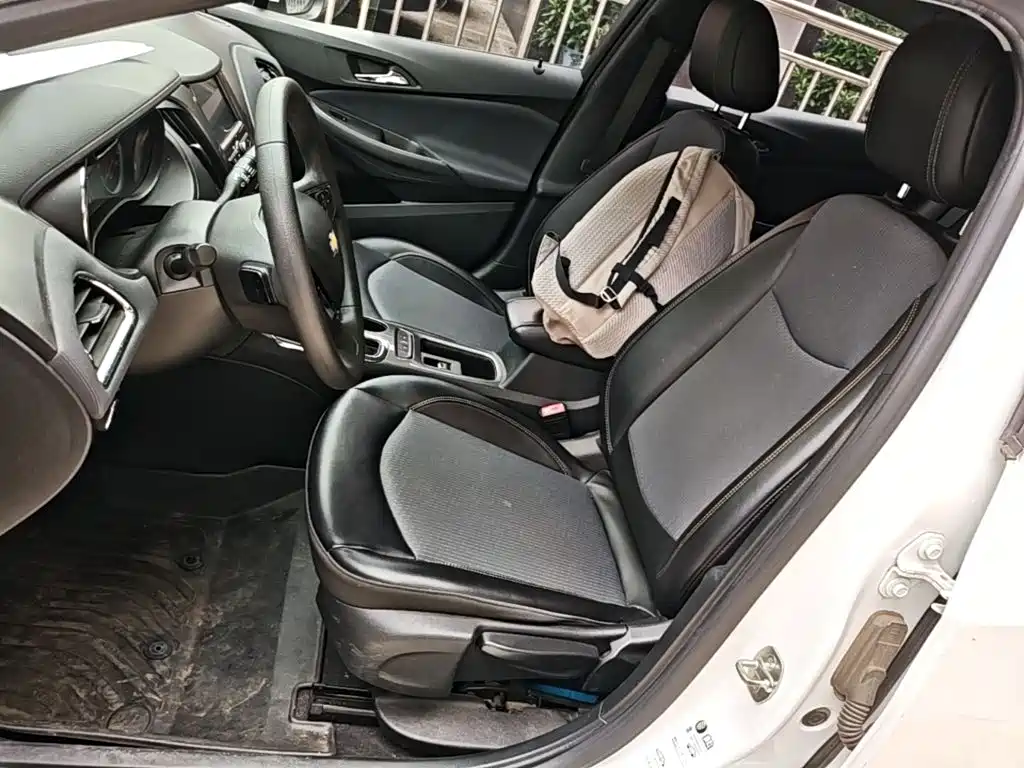 Chevrolet Cruze 2019 2018 Hatchback 320 Automatic Stylish Edition