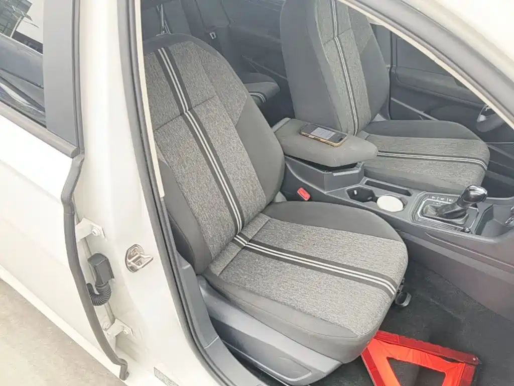 Volkswagen VW Lavida EV 2021 2019 Premium Edition