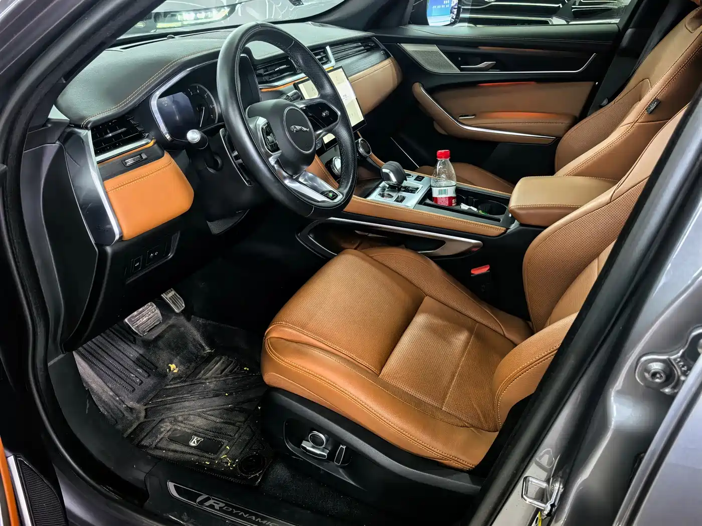 Jaguar F-PACE 2022 2022 P250 R-Dynamic BLACK