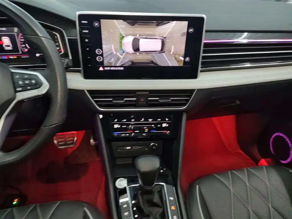 Volkswagen Tiguan L 2024 330TSI Automatic 2WD R-Line Premium Enjoyment Edition фото 9
