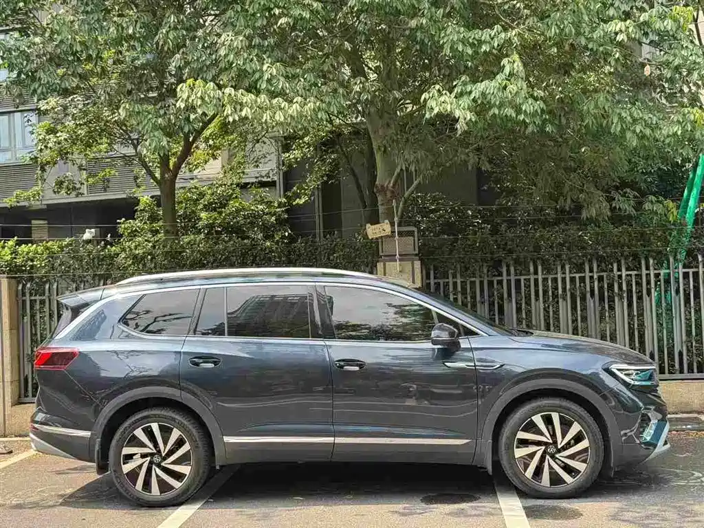 Volkswagen Talagon 2021 380TSI 4WD Luxury Premium Edition Pro фото 4