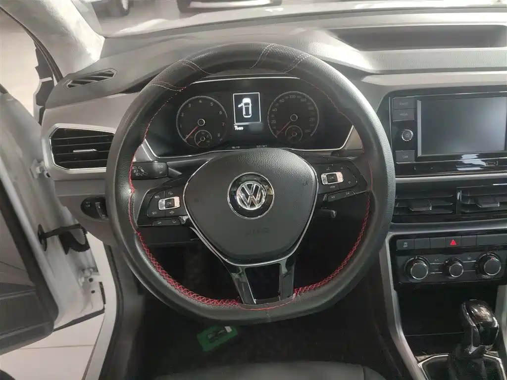 Volkswagen T-Cross 2019 280TSI DSG Comfort Edition фото 11