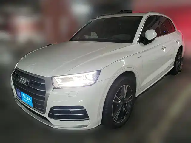  Audi Audi Q5L 2020 Facelift 40 TFSI Honor Fashion