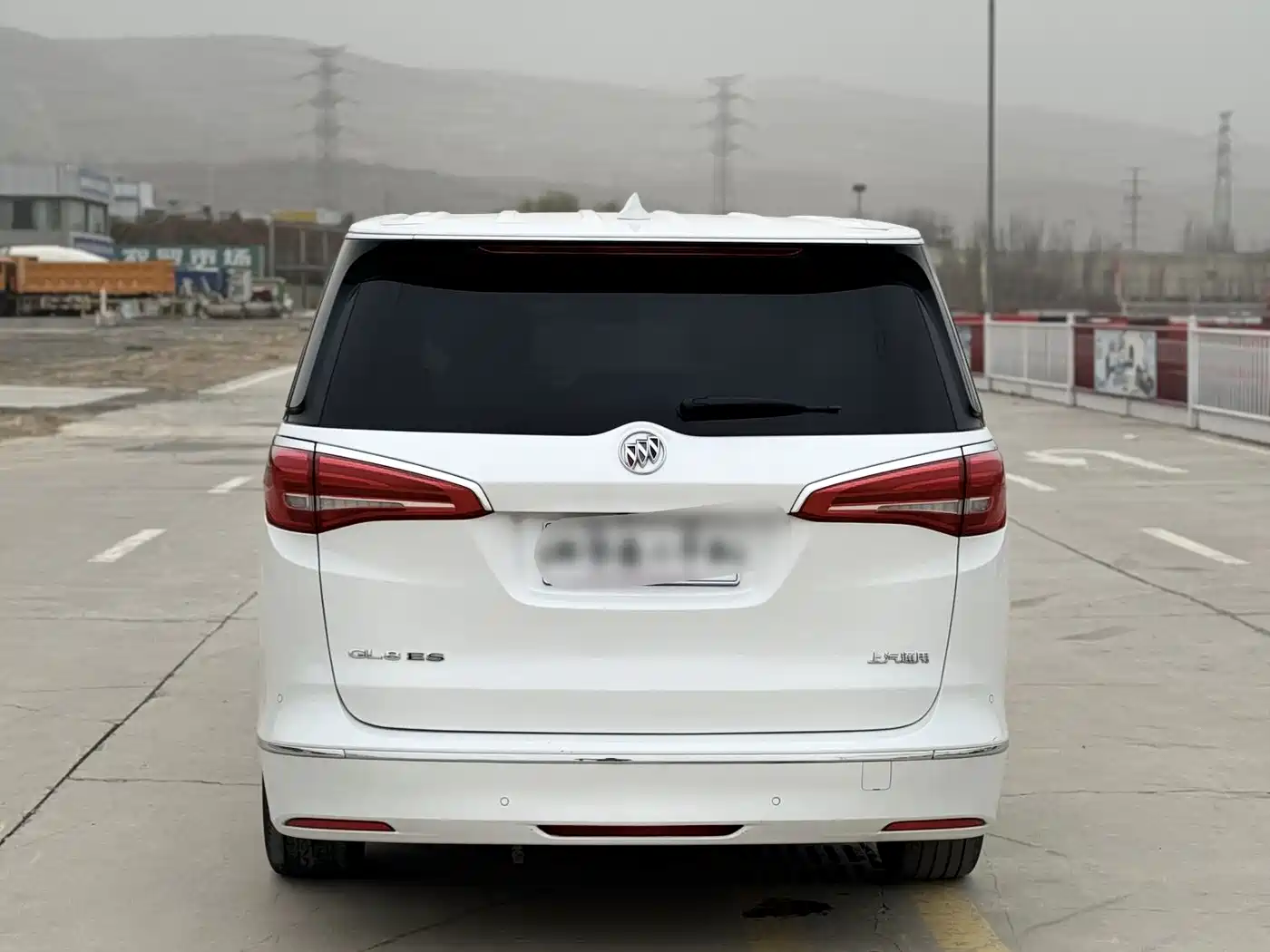 Buick GL8 2018 ES 28T Flagship Type China VI фото 5